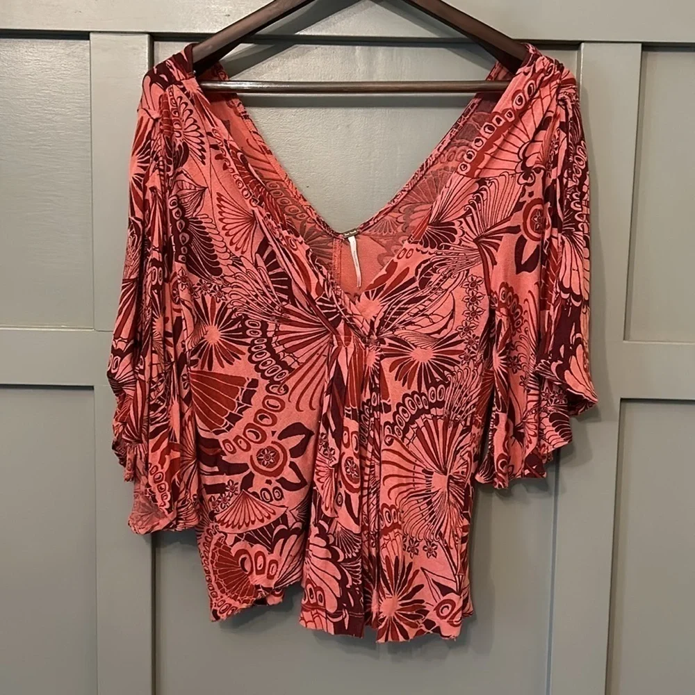 Free People Amour Split Sleeve Top Butterfly Floral Flowy Boho V-Neck Size Small